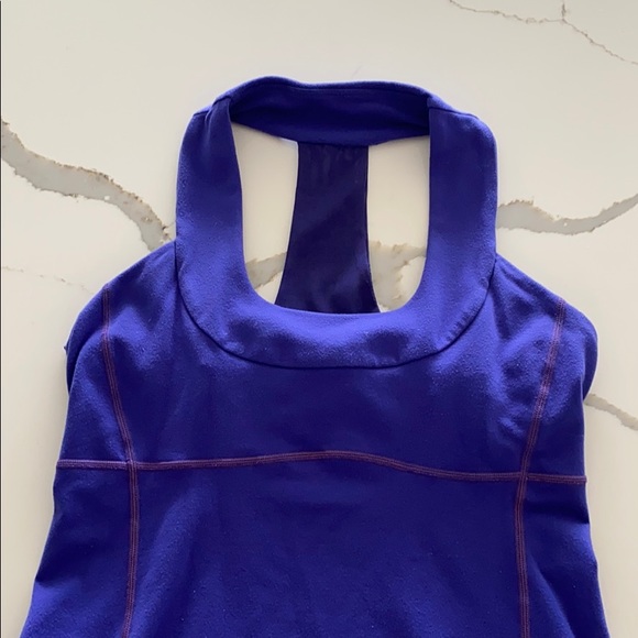 Lululemon tank size 6 - Picture 2 of 7